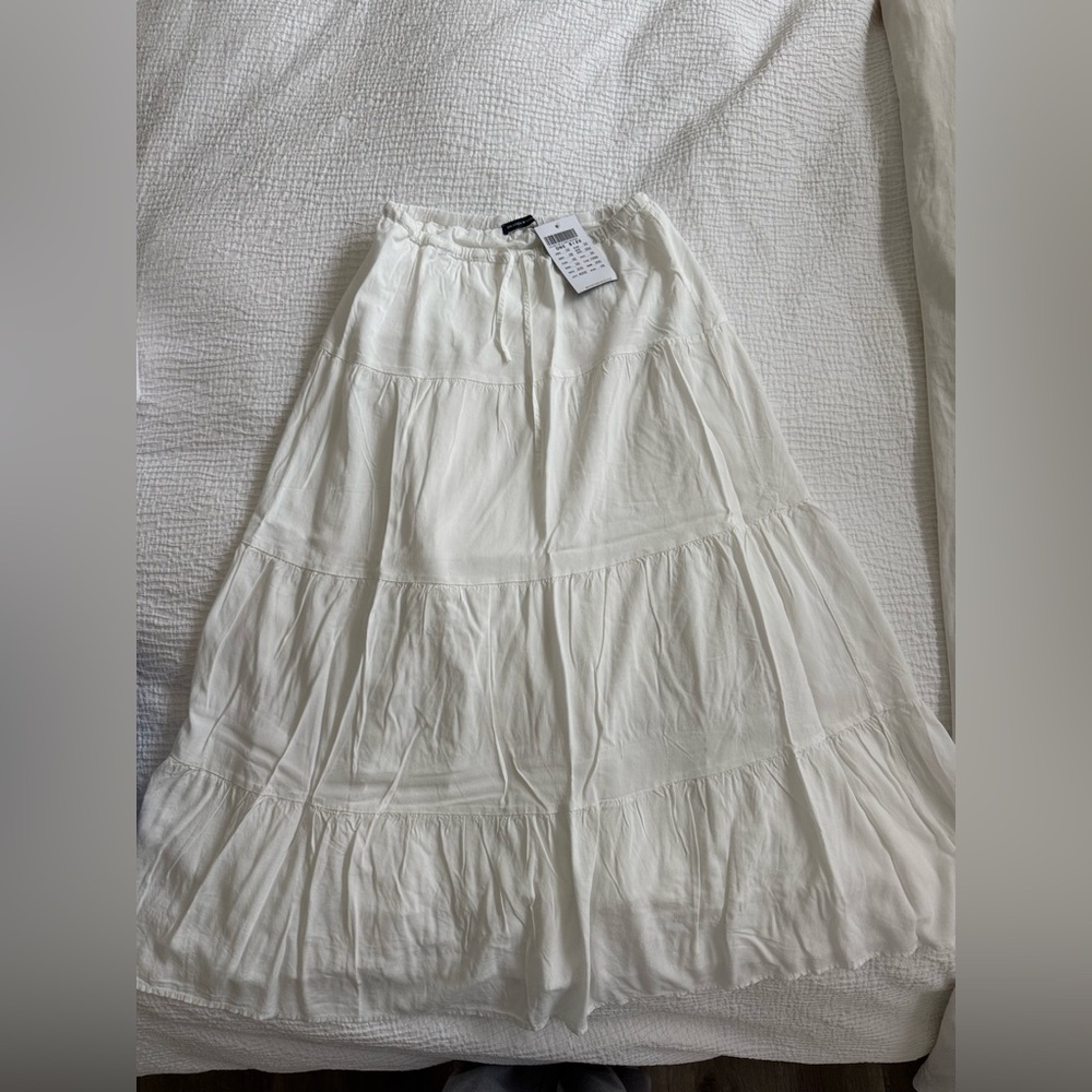 Brandy Melville Maxi skirt